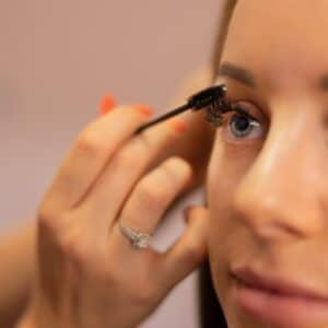 ריסים מלאכותיים קבועים